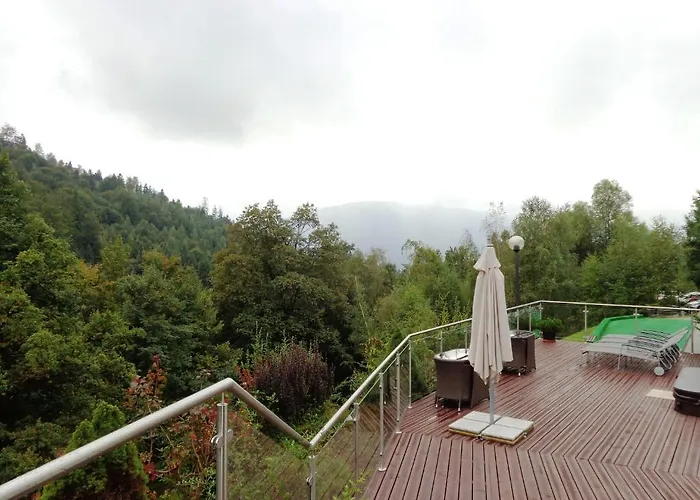 Mazowsze Medi 3* 우스트론